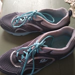 Easy Spirit size 9 W